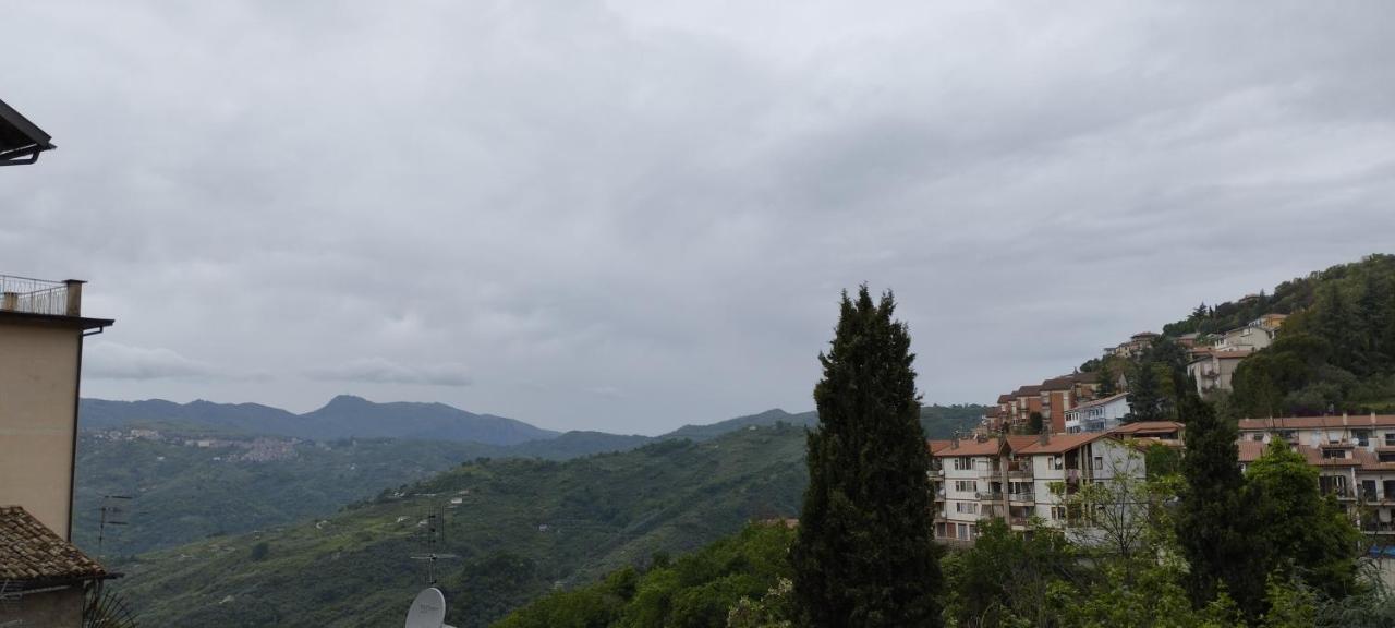 Casa Della Grotta Apartamento Olevano Romano Exterior foto